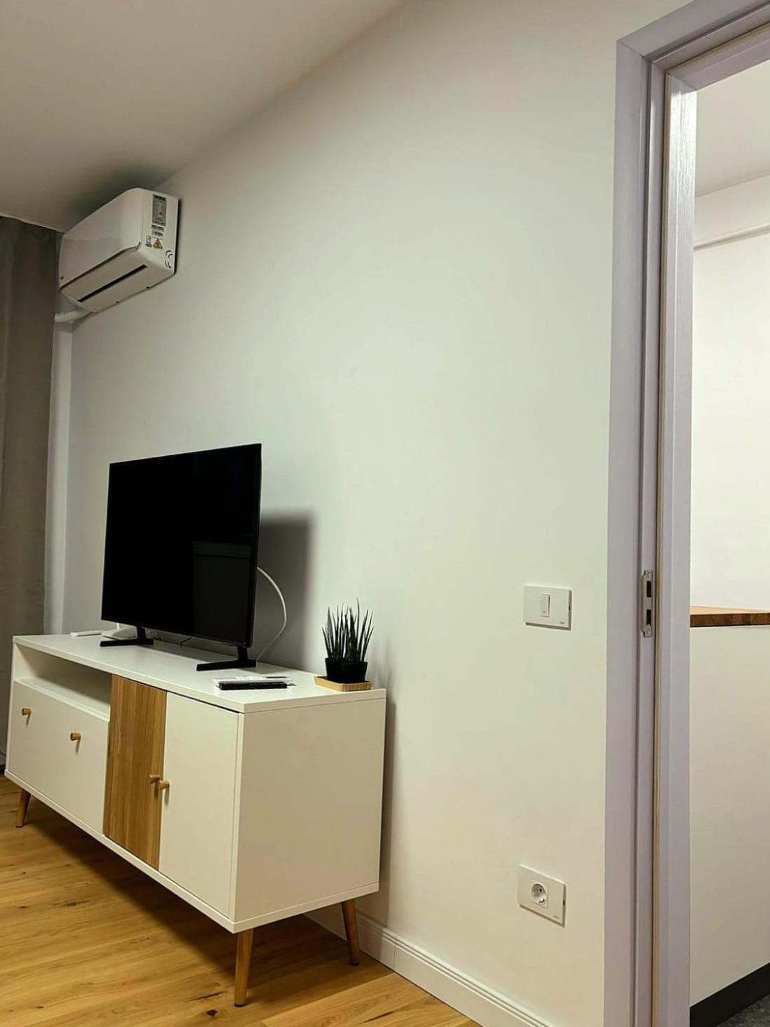 Apartment Up In